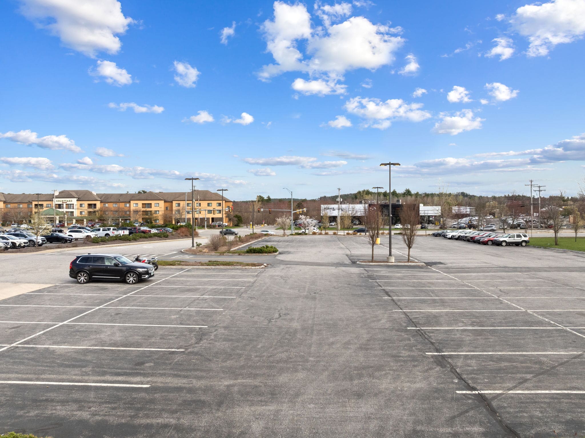 Rare Pad Site in a bustling shopping plaza in Manchester!