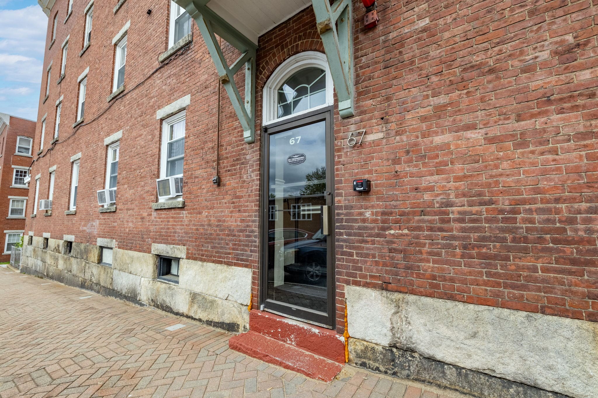 The Stark Street Apartments
