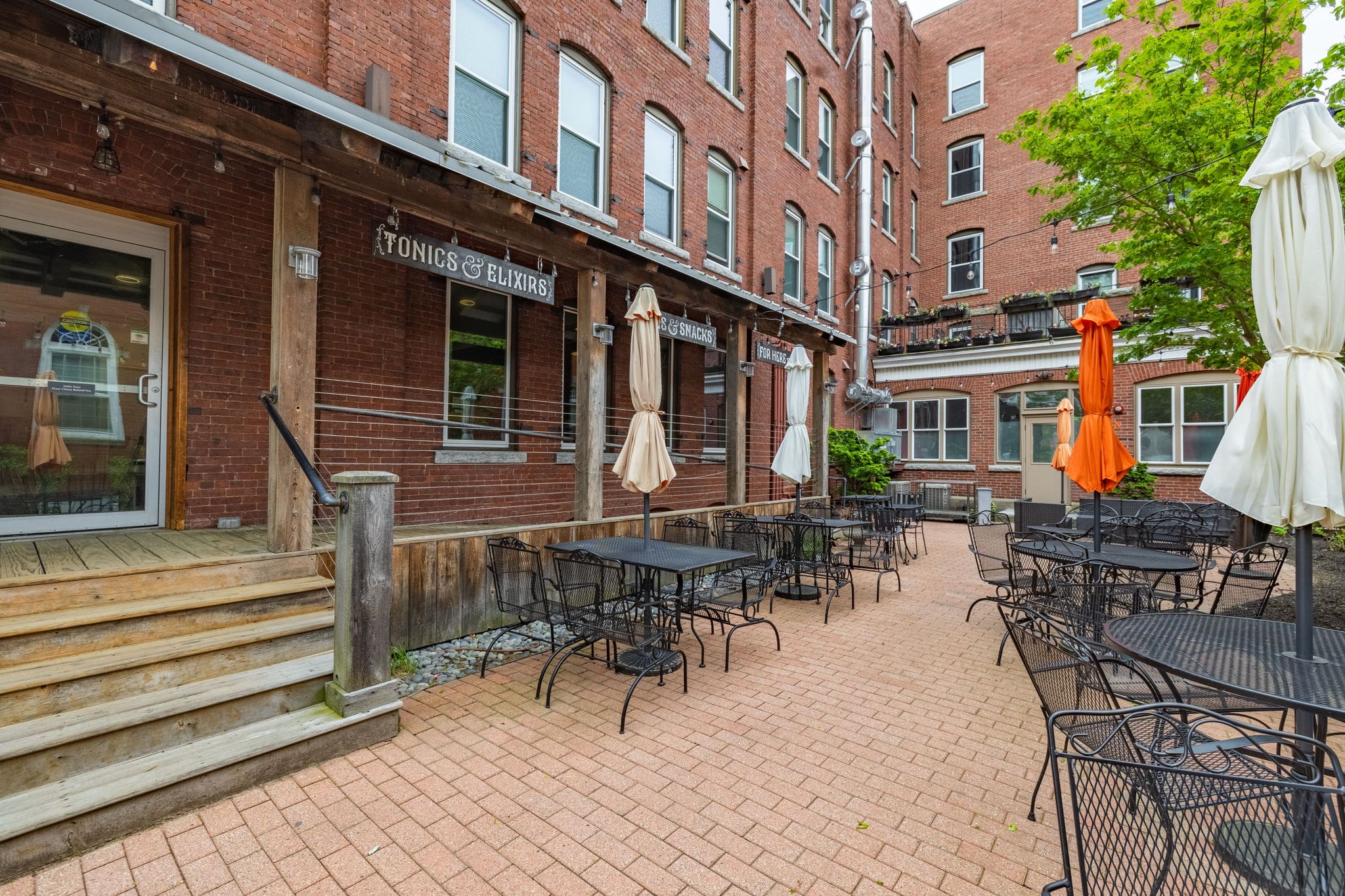 The Flats @ 235 Hanover Street