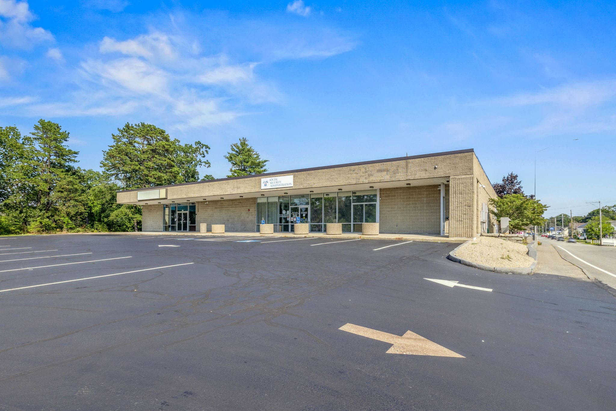 5,000 SF of versatile basement space on Amherst Street in Nashua