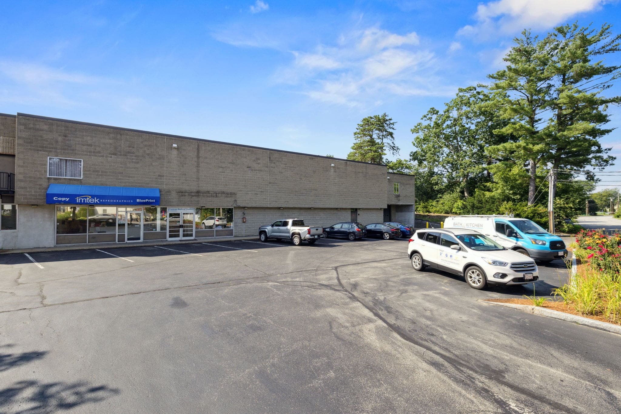 5,000 SF of versatile basement space on Amherst Street in Nashua