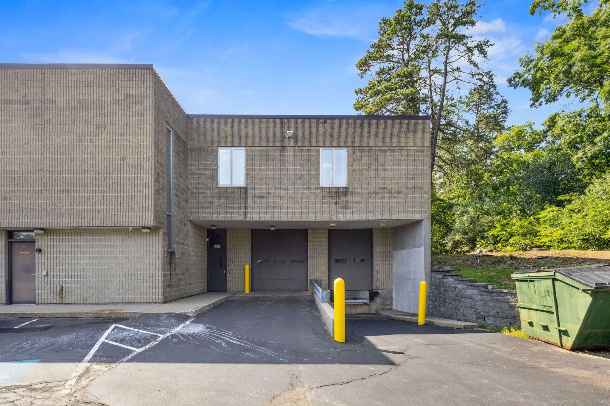 5,000 SF of versatile basement space on Amherst Street in Nashua