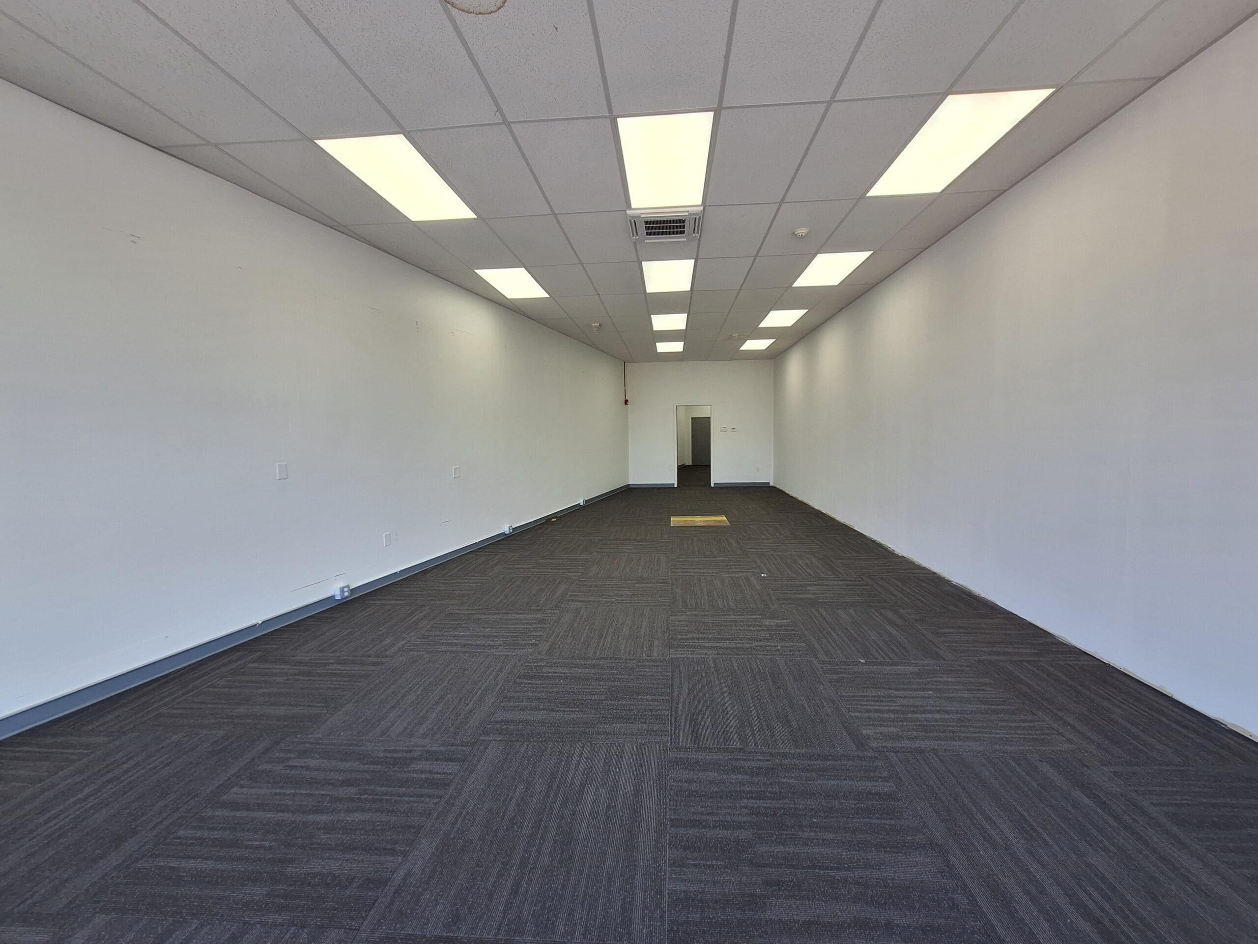 Highly visible retail space on bustling South Willow Street