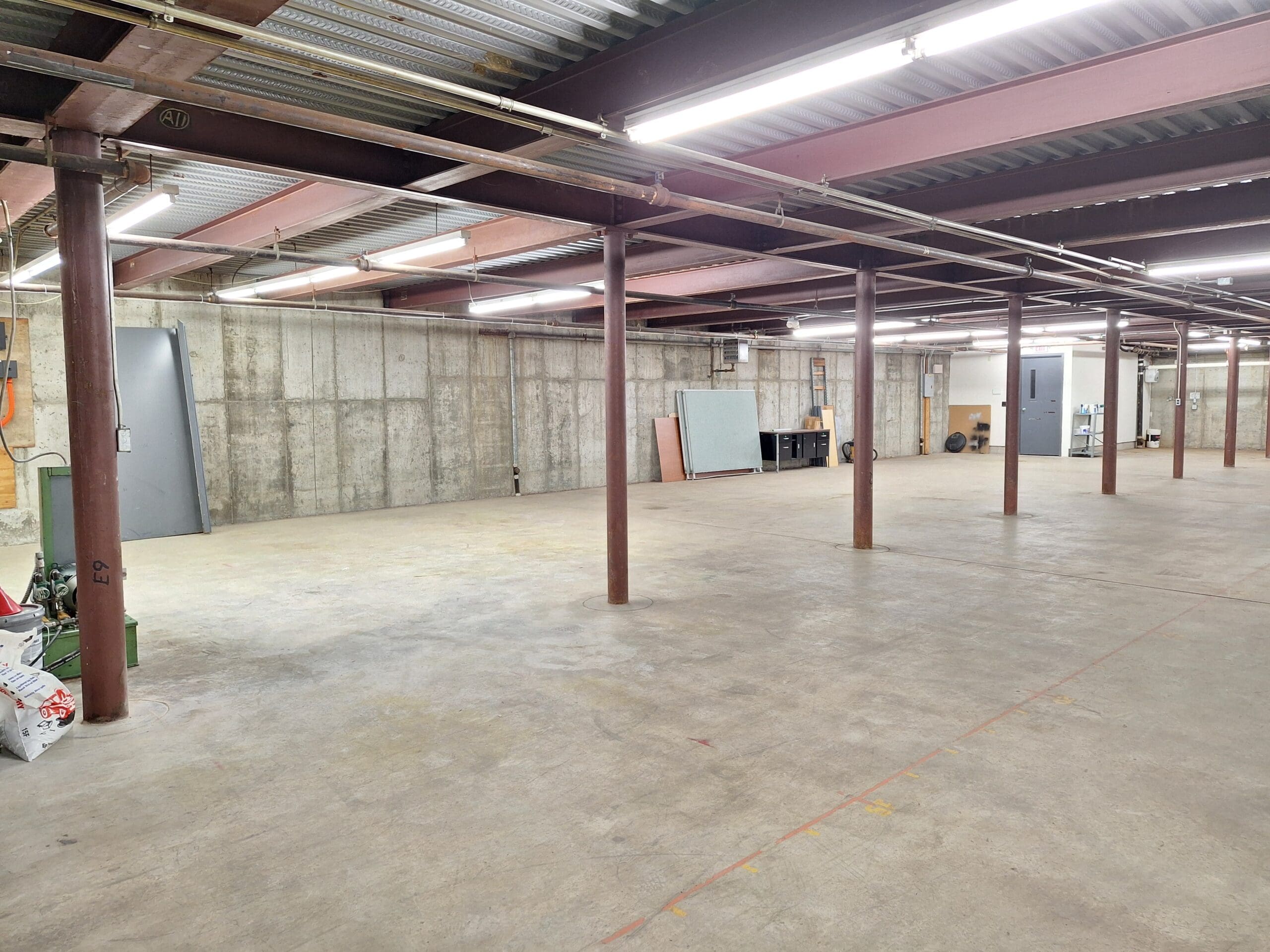 5,000 SF of versatile basement space on Amherst Street in Nashua