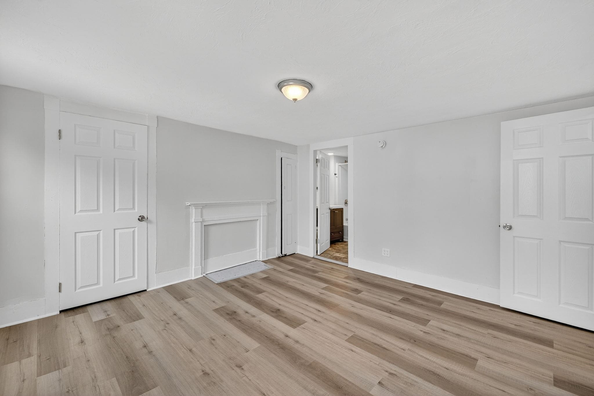 Updated multifamily steps away from North End, Nashua