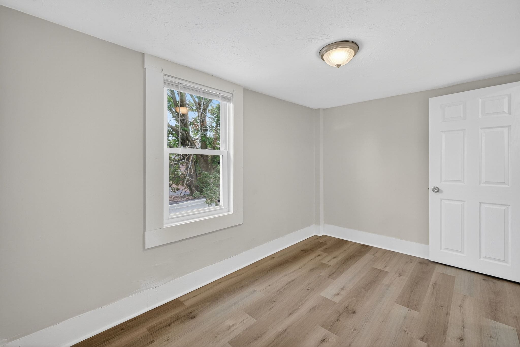 Updated multifamily steps away from North End, Nashua