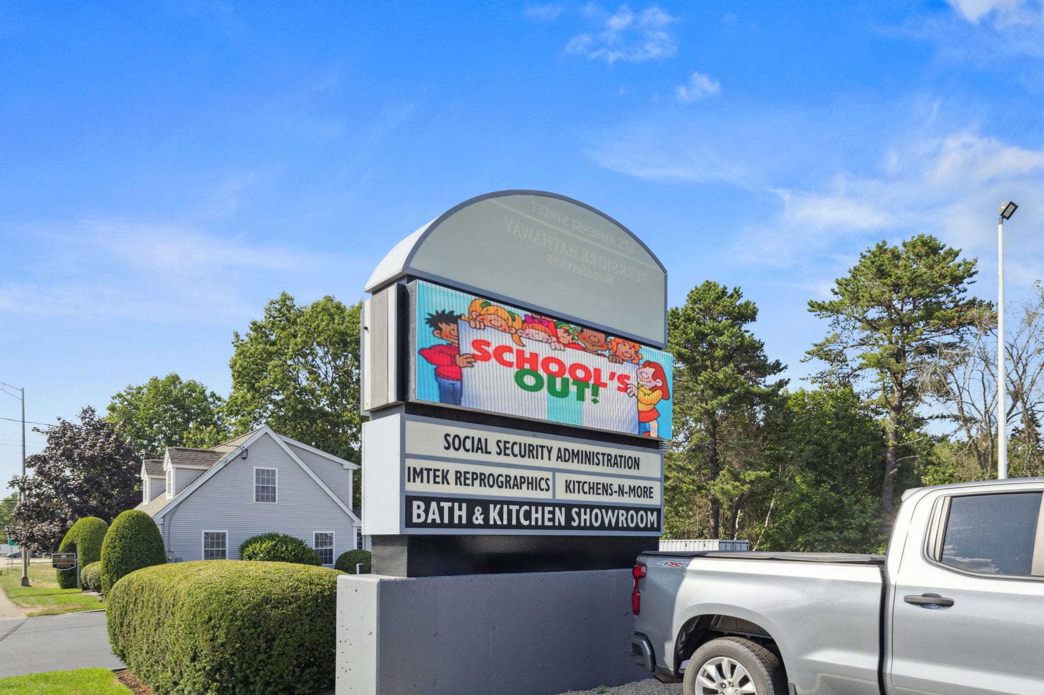 5,000 SF of versatile basement space on Amherst Street in Nashua