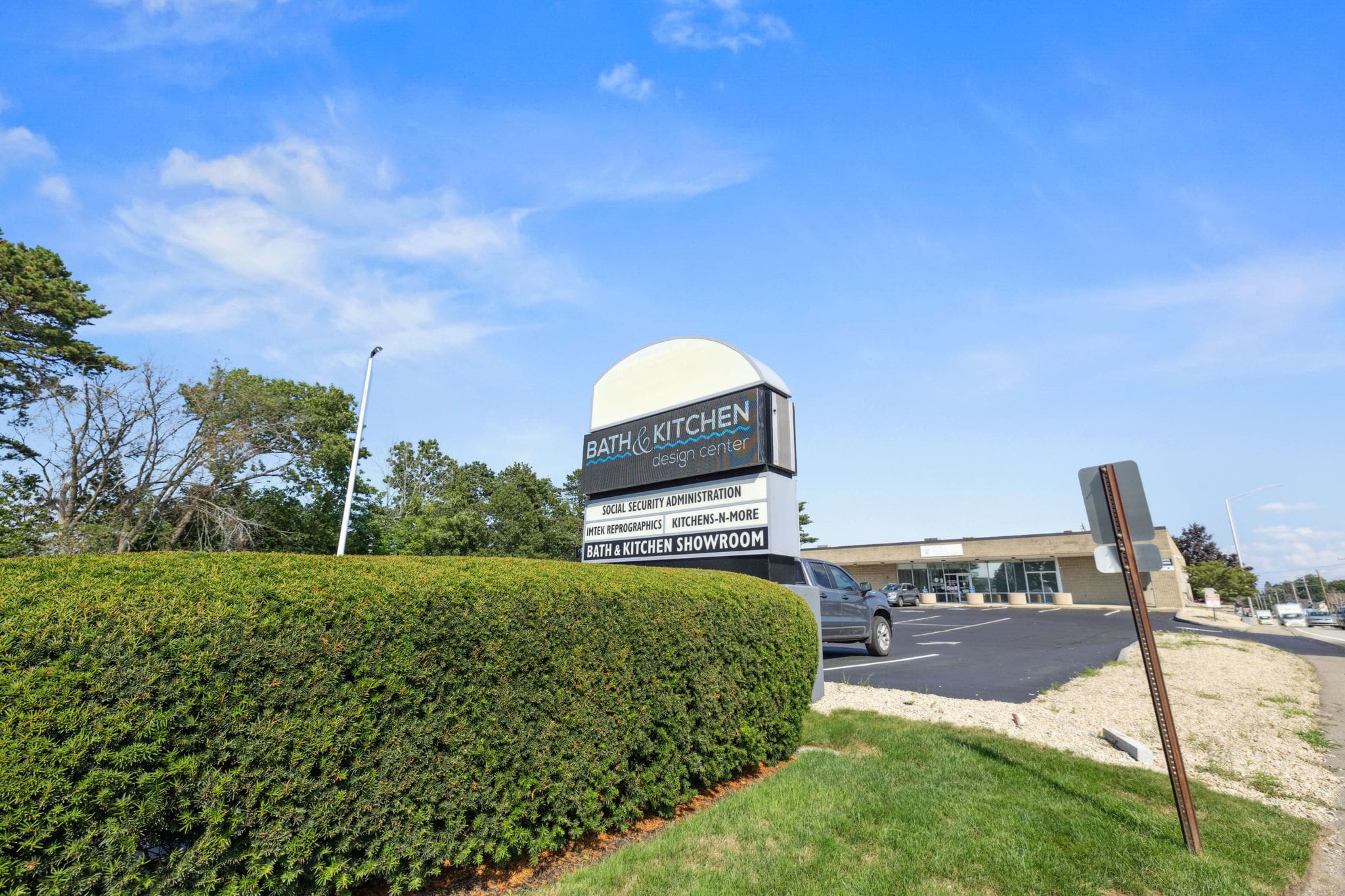 5,000 SF of versatile basement space on Amherst Street in Nashua