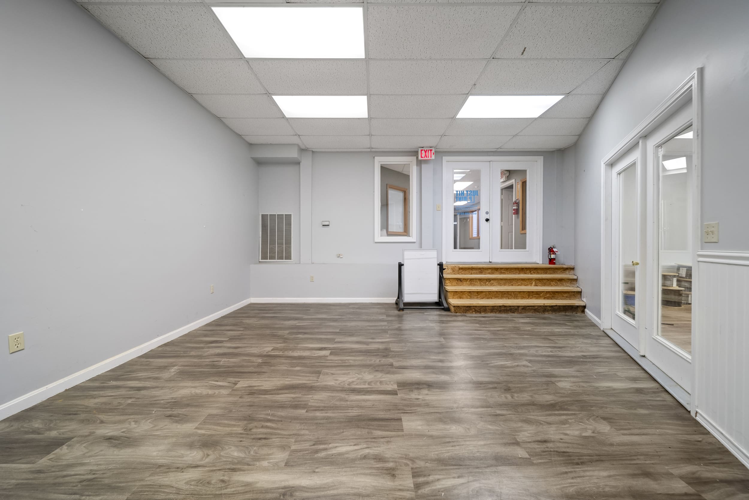 Retail / office space positioned along Whittier Highway in the heart of Moultonborough