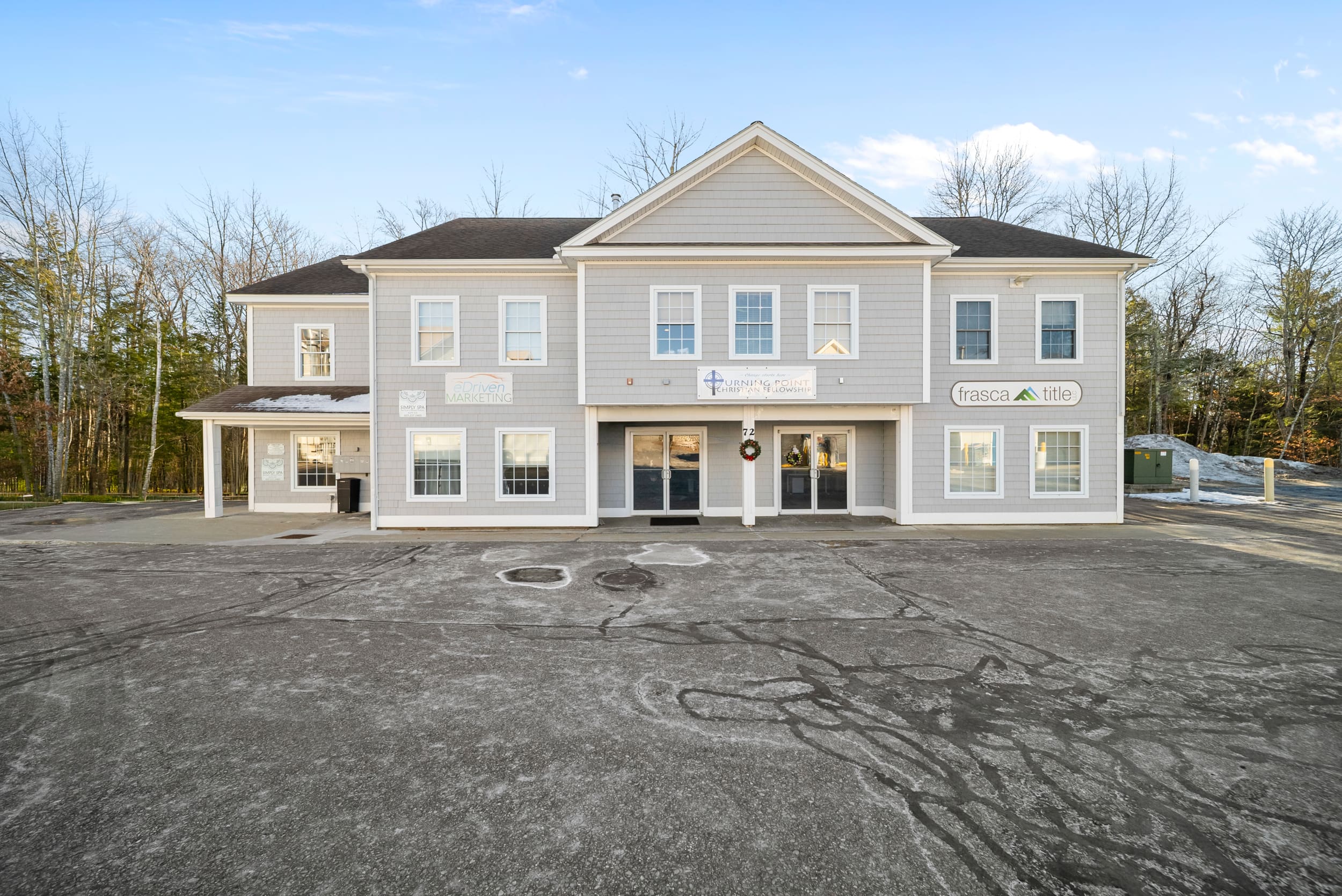 Retail / office space positioned along Whittier Highway in the heart of Moultonborough