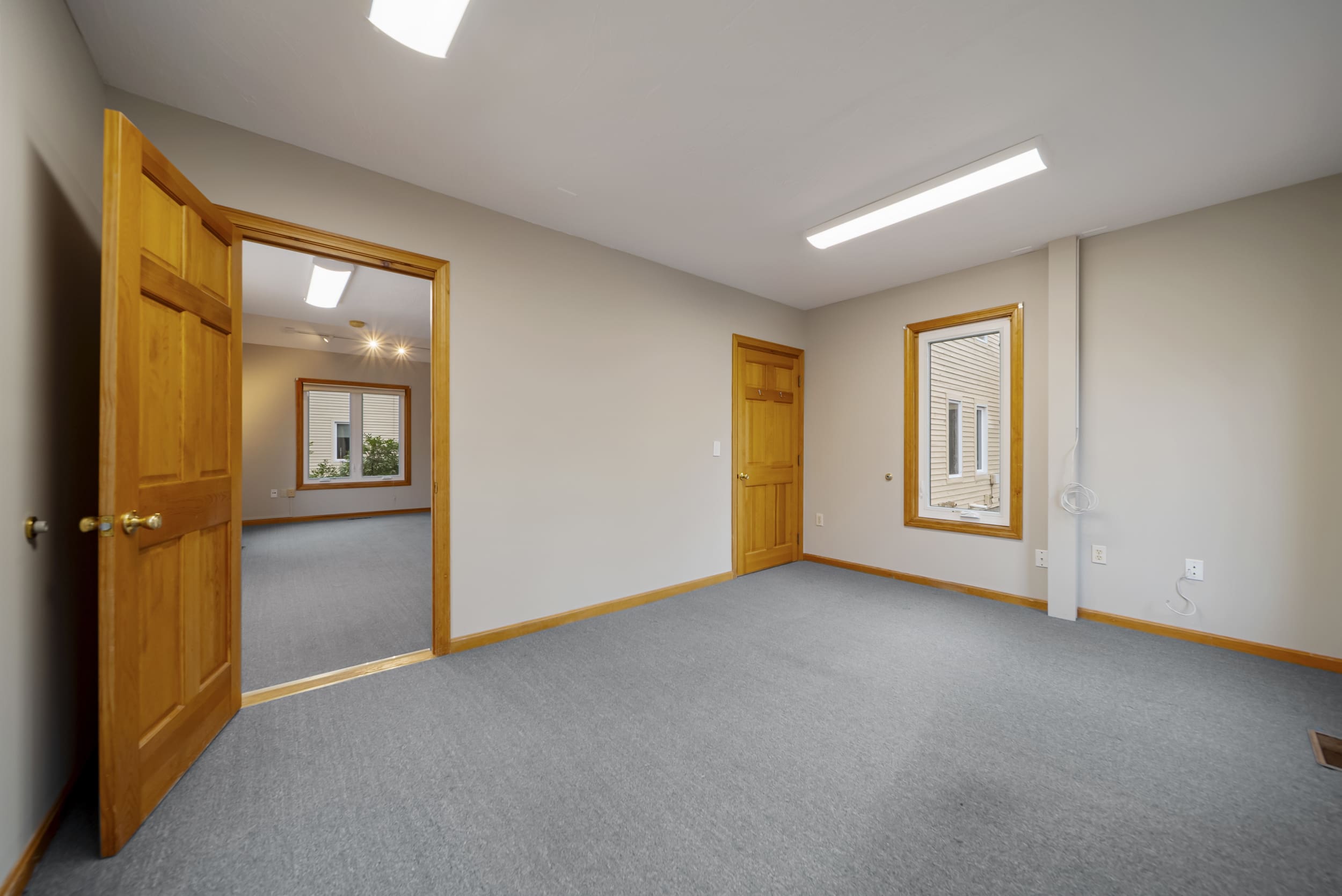 Retail / office space positioned along Whittier Highway in the heart of Moultonborough