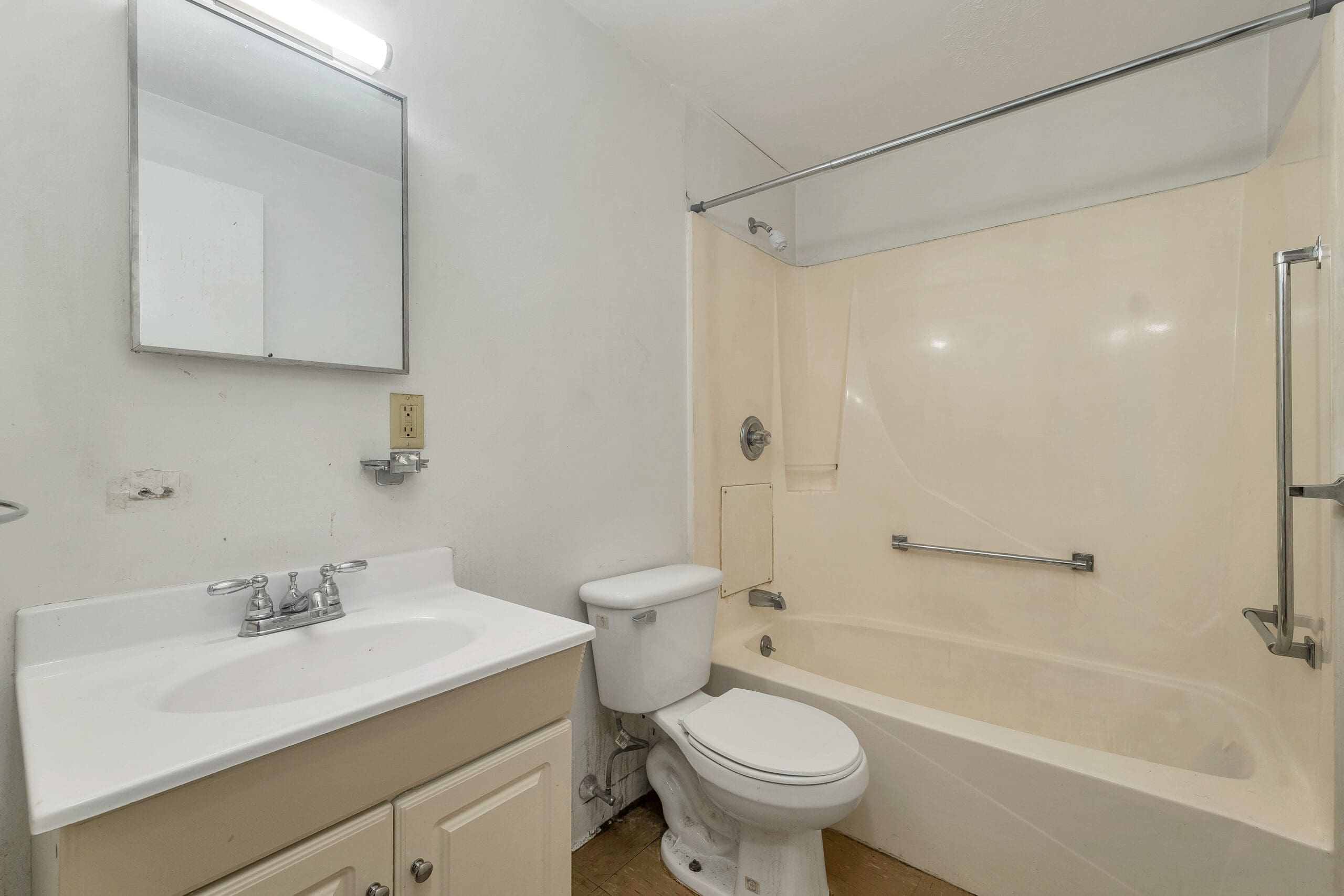 Elmwood Apartments ~ 30 units in Lancaster