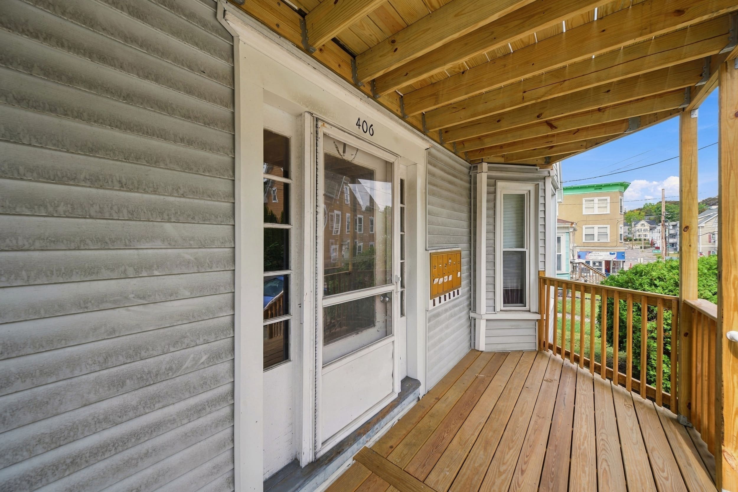 Fully Occupied 6-Unit Multifamily Investment | Manchester, NH